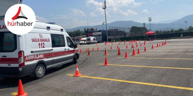 Ambulans sürüş eğitimi verildi