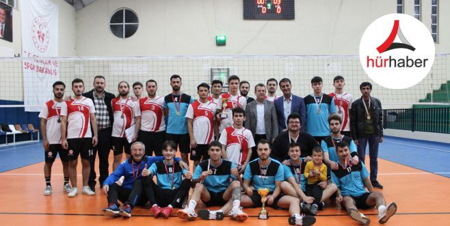 Düzce’de yurtlar arası voleybol şampiyonu belli oldu